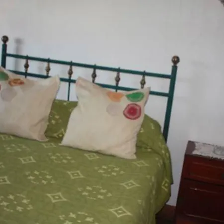 Guest house Casa Das Quintas *